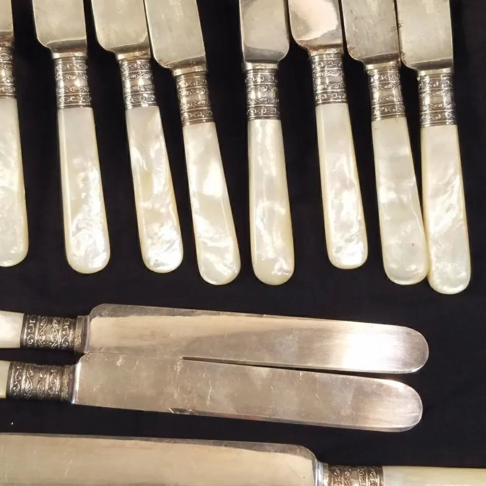 Antique Meriden Cutlery Mother-of-Pearl Sterling Silver Ferrules 12 Blunt Knives